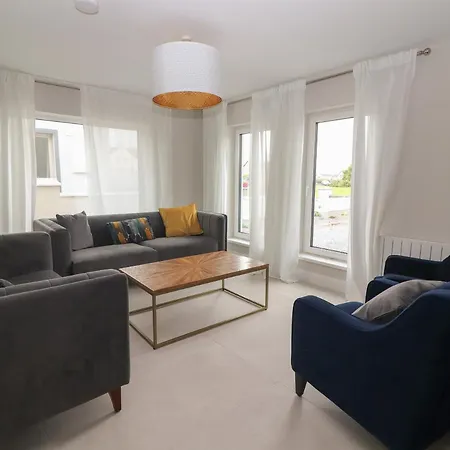 19a Lighthouse Village Holiday home Fenit