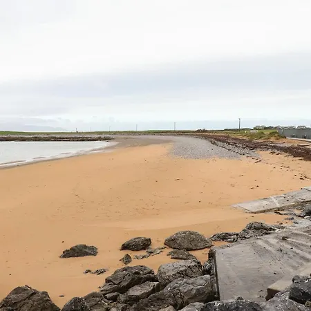 19a Lighthouse Village Fenit