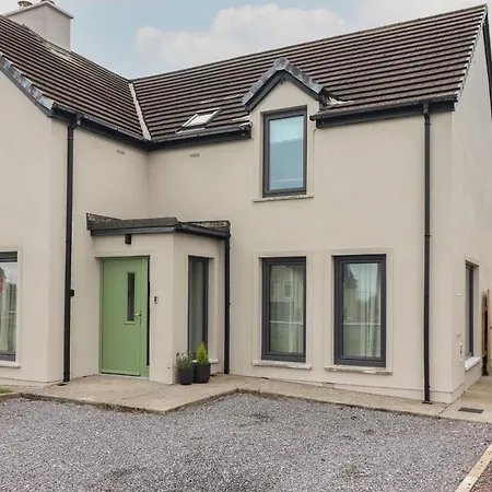 19a Lighthouse Village *